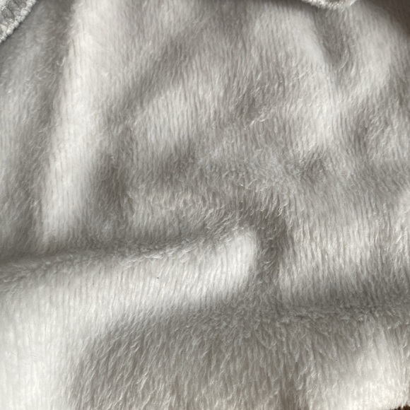 Women’s UGG gray Sweatshirt 1X/2X - Picture 7 of 12